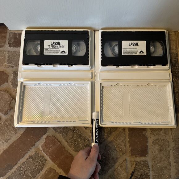 Lassie VHS Bundle To Fetch A Thief & To The Rescue - Picture 8 of 10